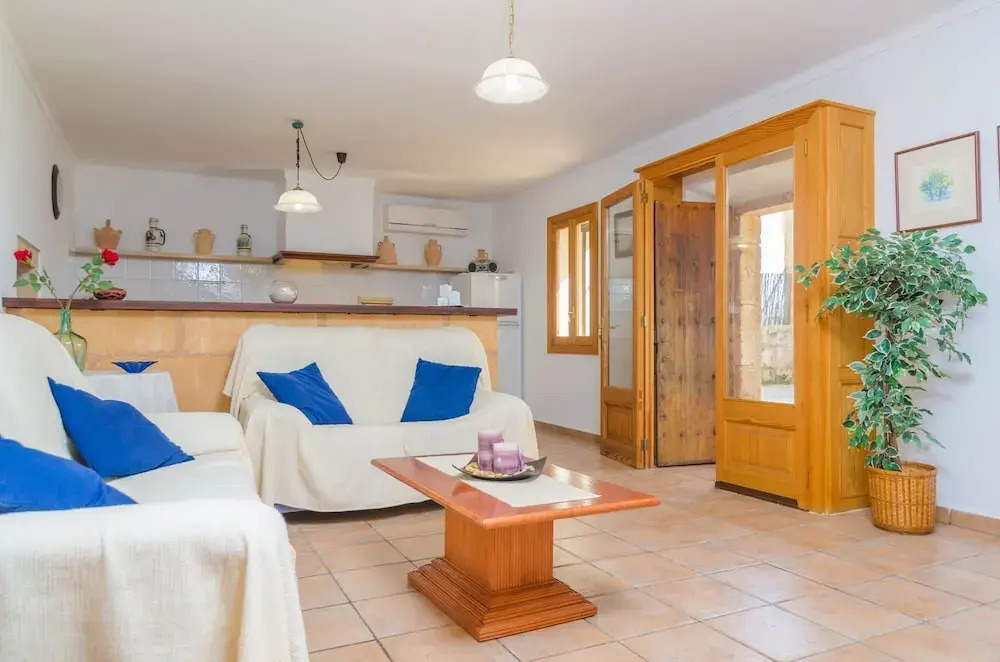 Es Palmer in Campos With 4 Bedrooms and 3 Bathrooms