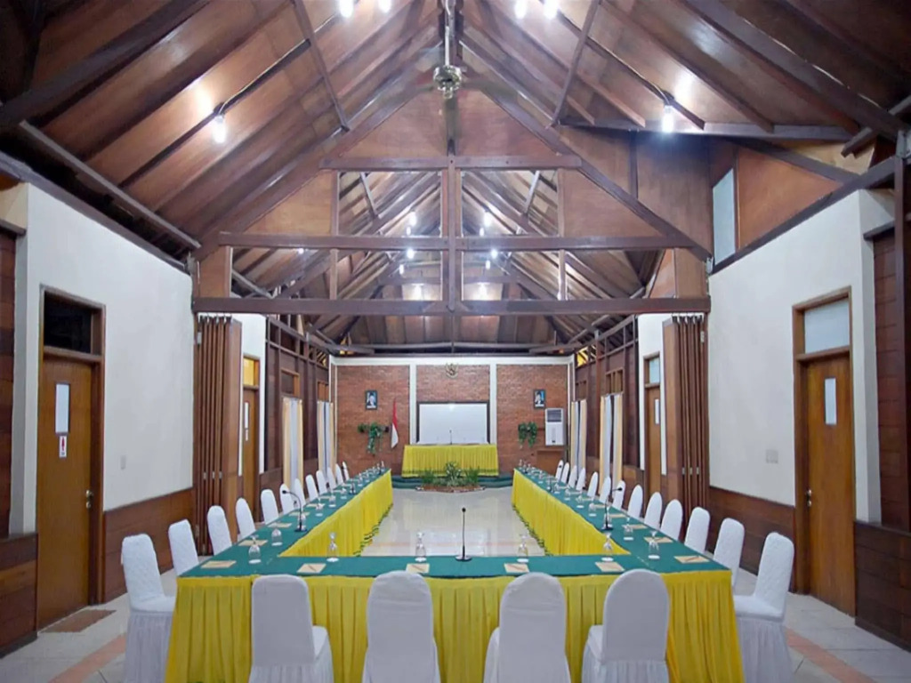 Citra Cikopo Hotel & Family Cottages