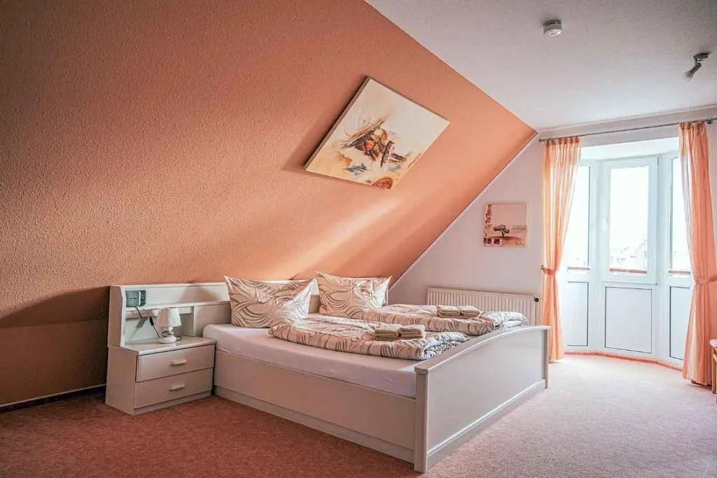 Ferienwohnung-56-WLAN-mit-Sonnenbalkon-Residenz-Meeresbrandung-Duhnen
