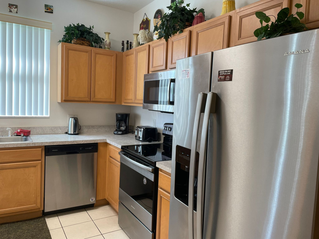 CP121CPB - 4 beds pool home with game room, Davenport, US