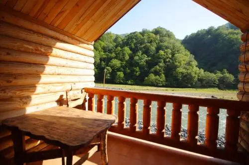Hotel Riverwood