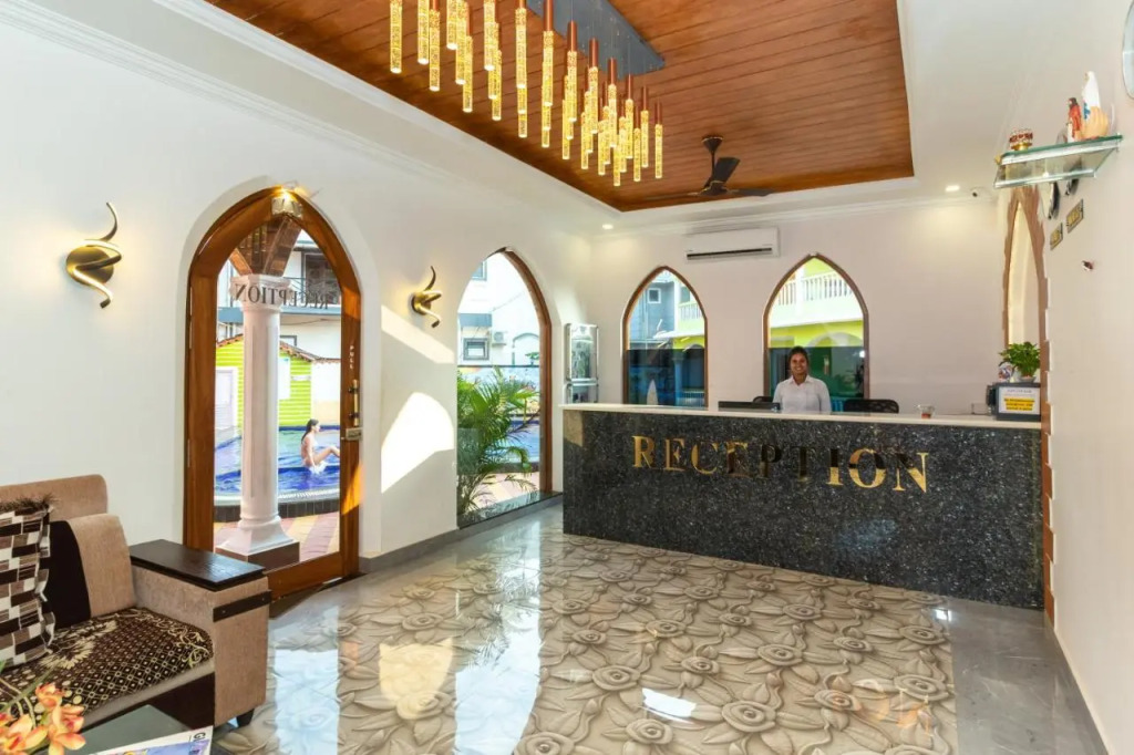 Larios Beach Holidays