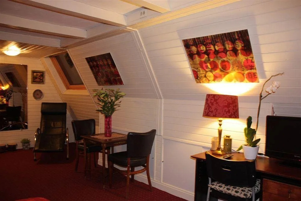 Bayan Bed & Breakfast
