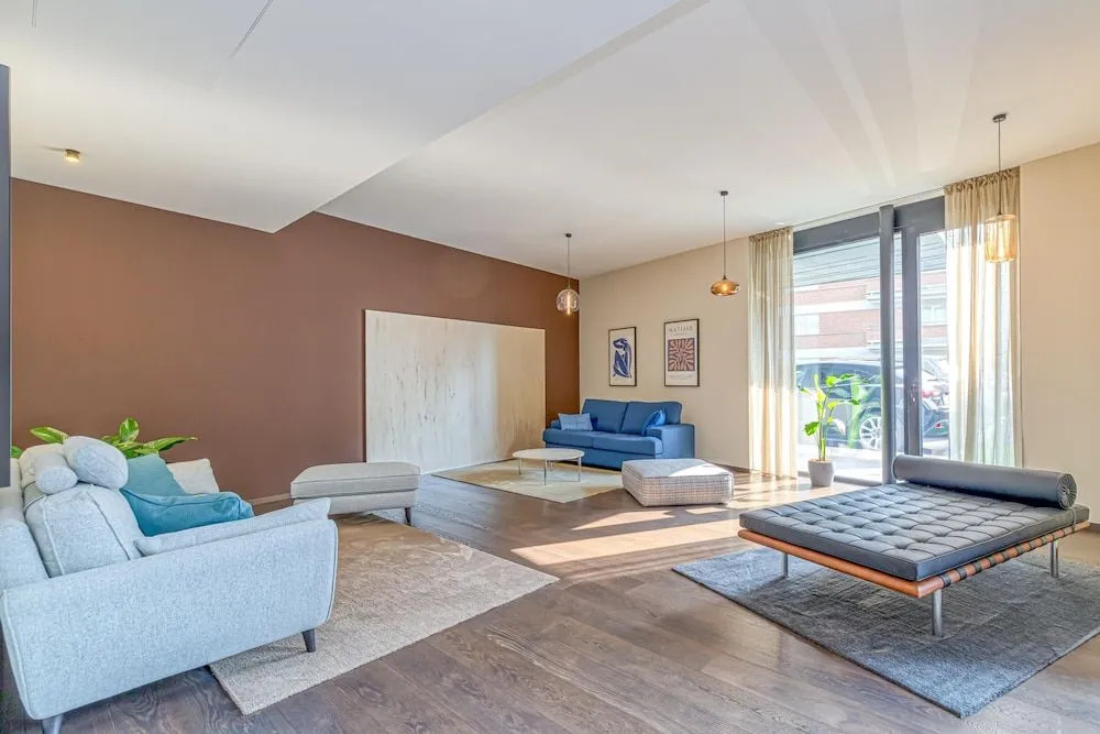 Icon H 301 Suite Micro-living