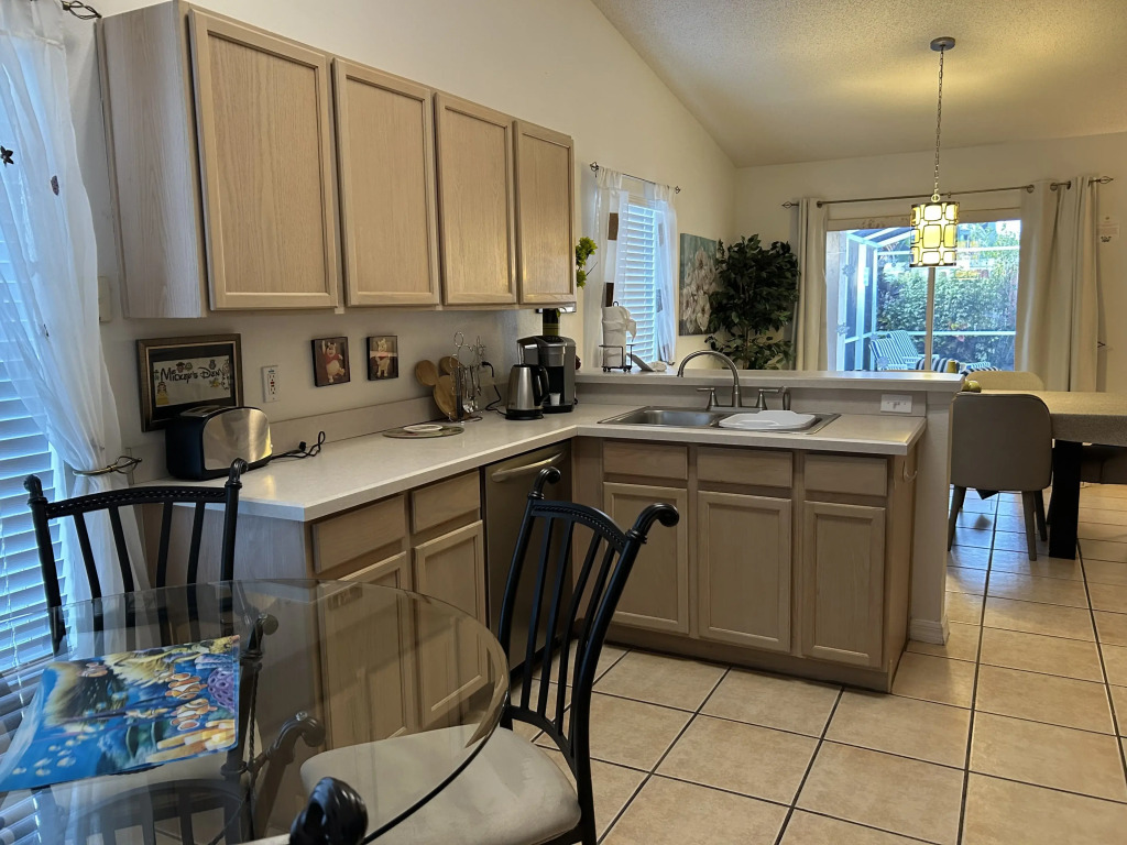 Indian Ridge 4 bedroom home with Game Room