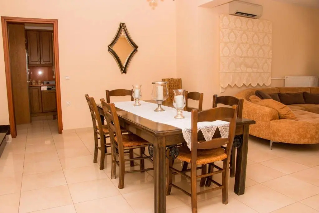 Nista House