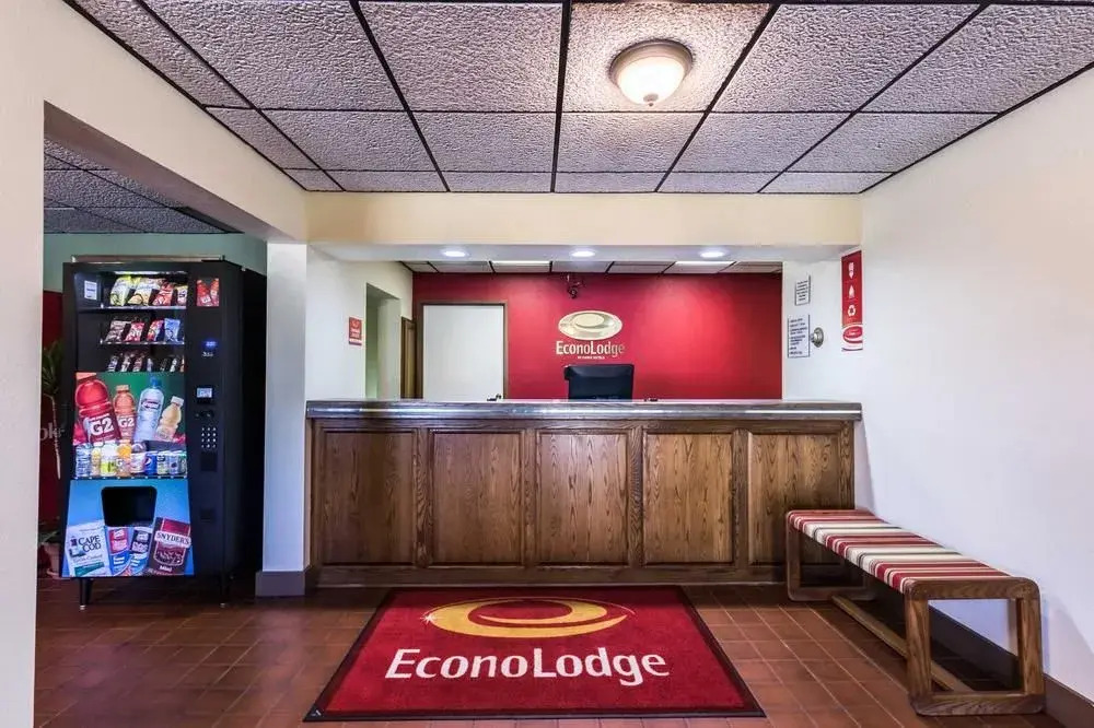 Red Carpet Inn Austin MN
