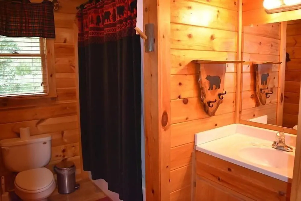 Whitetail Lodge