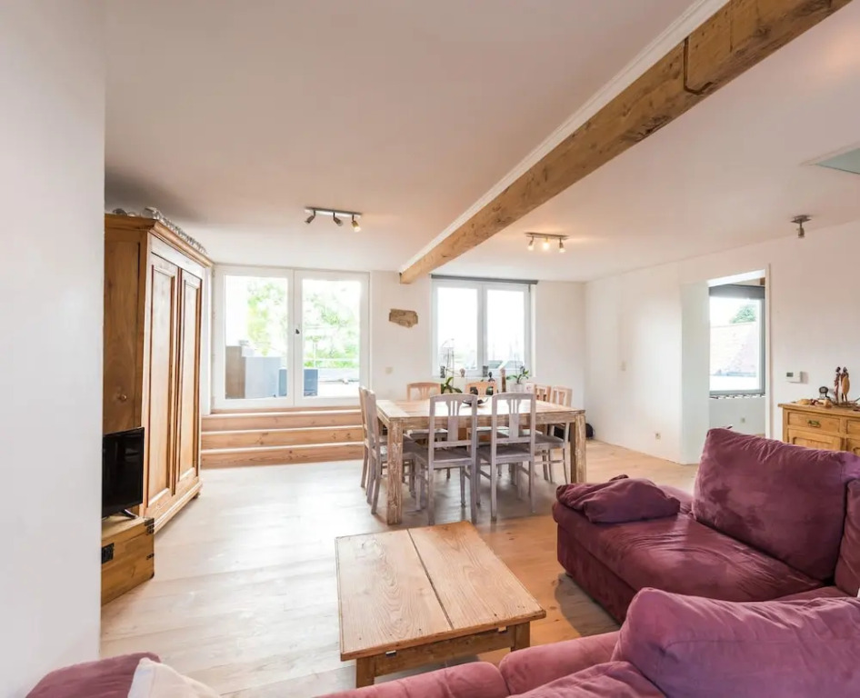 Flanders Fields Cottage Spar