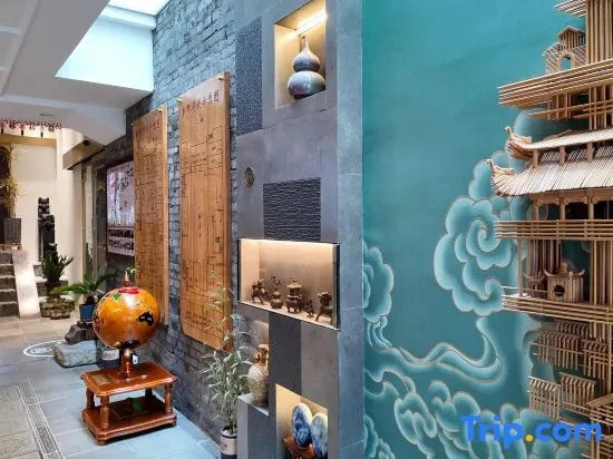 Liangyi Xunji Hotel
