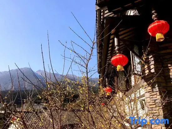 Qiliping YaDuoVacationHotel
