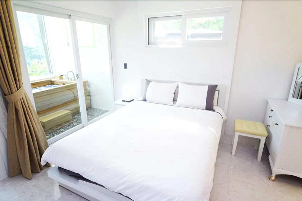 Gapyeong Gipeunsanarae Spa Pension