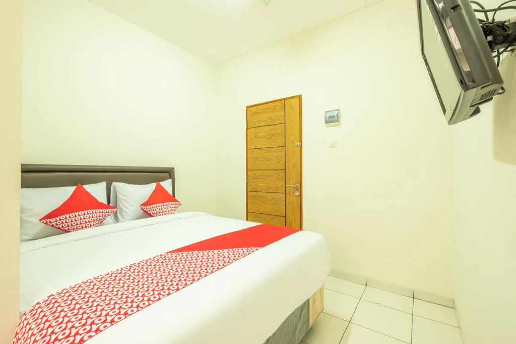 OYO 818 Micasa Residence