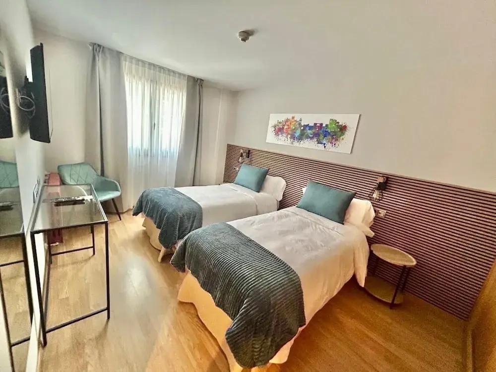 Hotel Ávila Diró