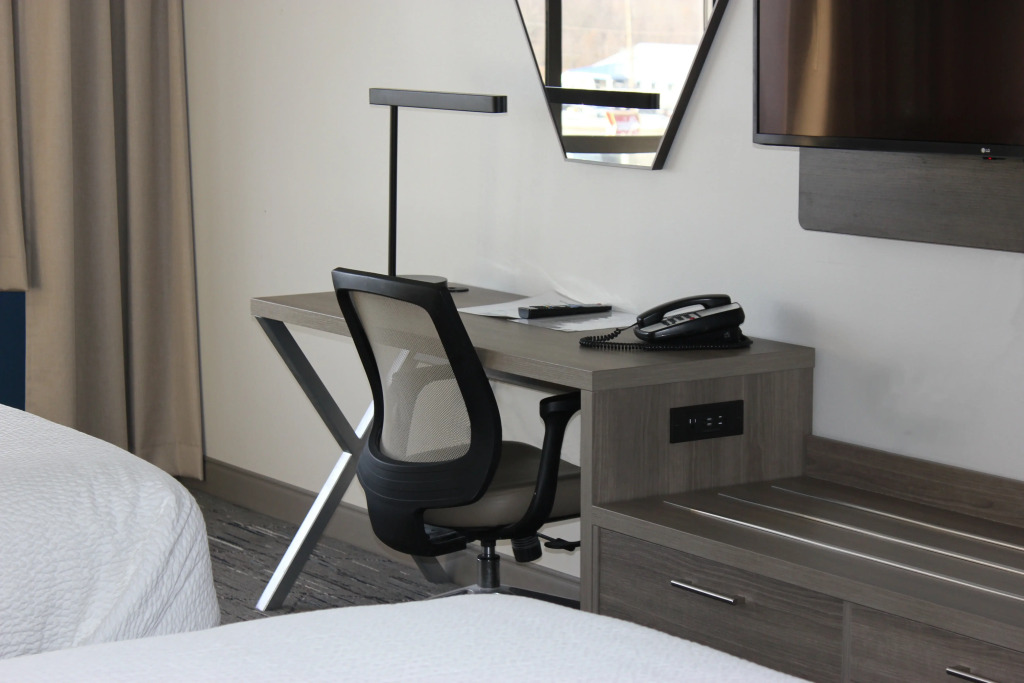Holiday Inn Express & Suites Carbondale - University Area