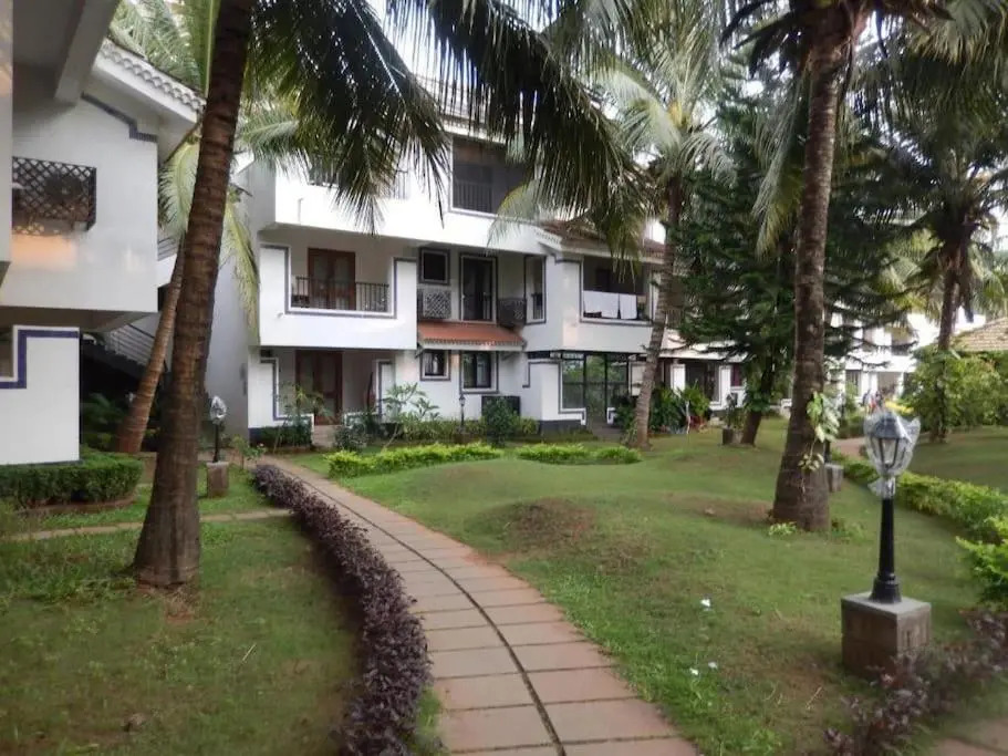 FlyHigh Holiday Apartment near Hilton Hotel Goa
