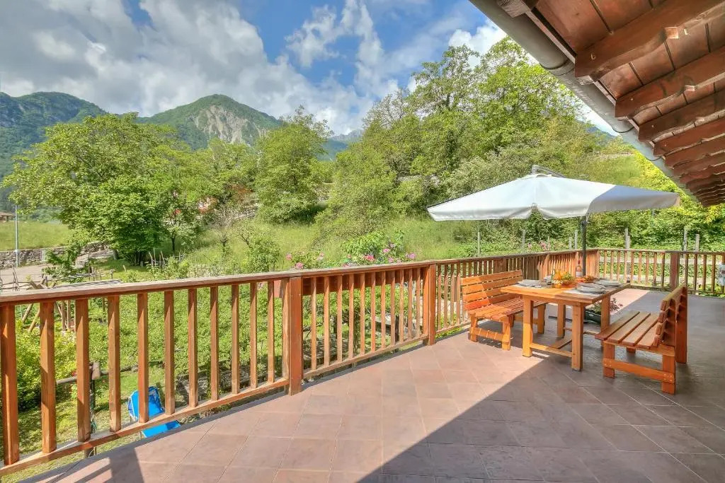 Casa Tra Borgo e Lago - Happy Rentals