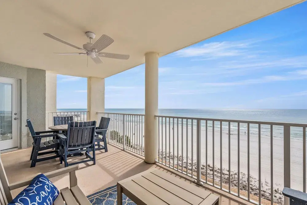 Come Enjoy KC & The Sunshine State: 3-bed, 3-bath With Stunning Ocean Views