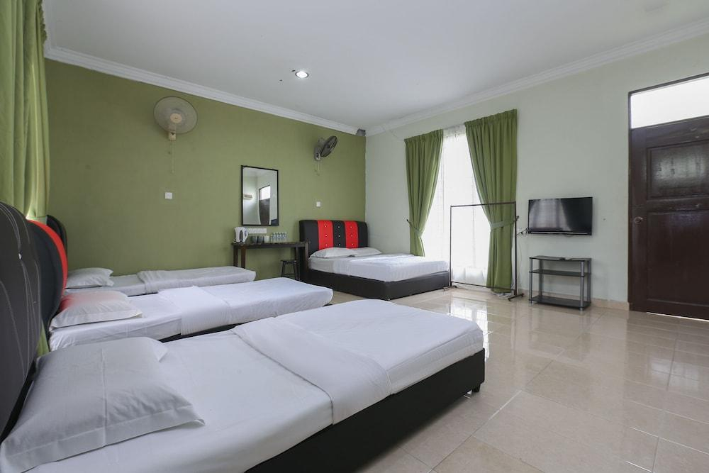 SPOT ON 90012 Cerana Villa Resort & Medan Ikan Bakar