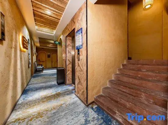 Yiyu Guixin ・ Serene River Nest ・ Birdhouse Boutique Stay (Wenshan Everbright Shopping Center)