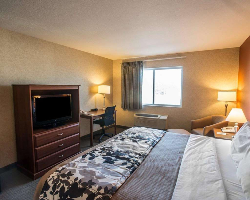 Sleep Inn & Suites