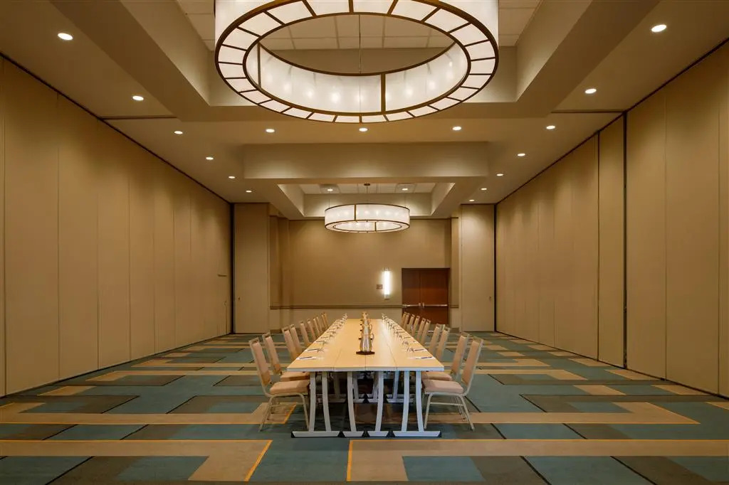 DoubleTree by Hilton Pittsburgh - Cranberry