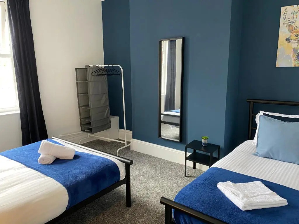 Rawling - Canny 2 bed flat close to Ncle free wifi & parking