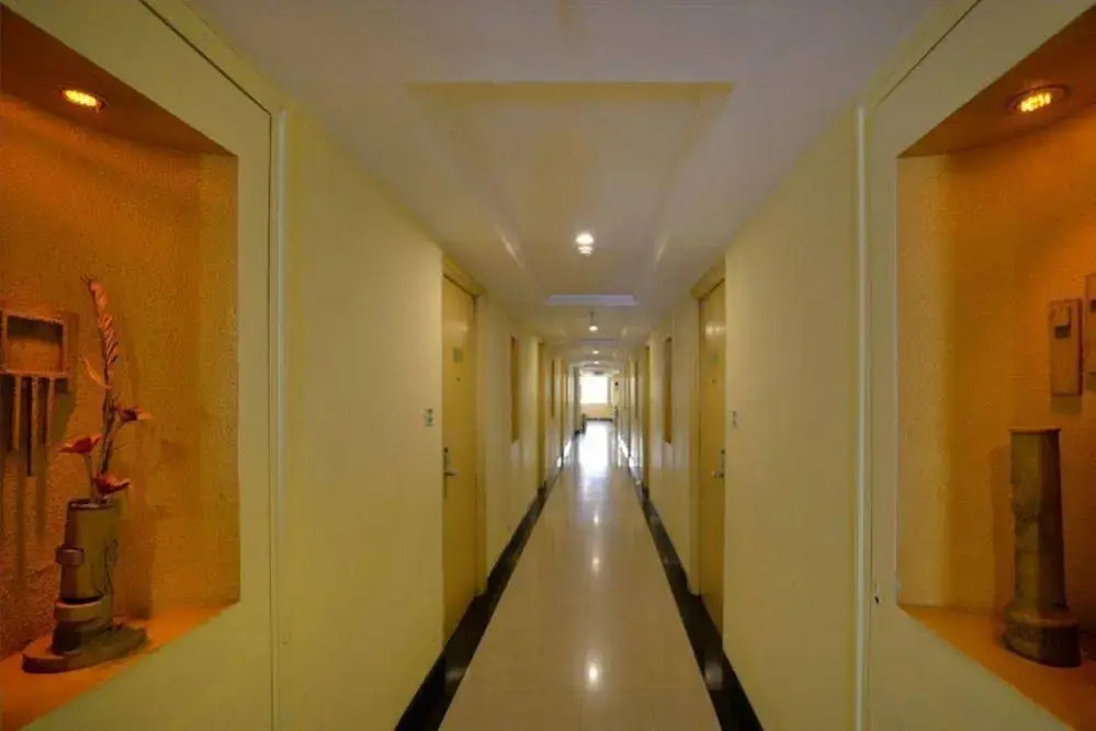 OYO 1701 Hotel NKM's Grand