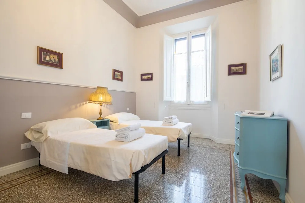 Santa Maria Novella 4 Bedrooms by Mmega