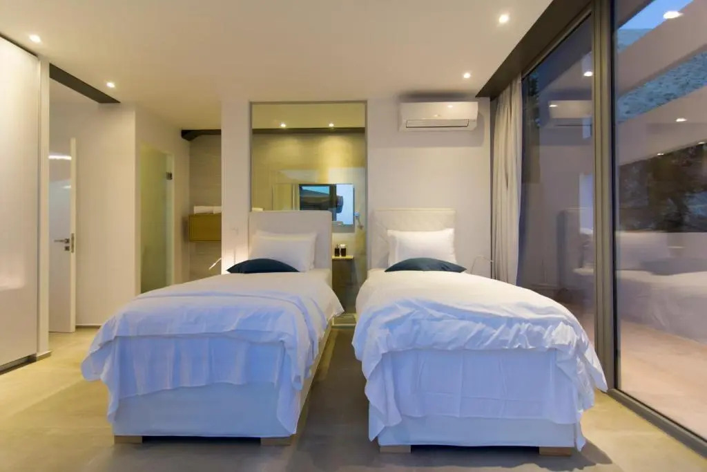 Luxury Glass Villas