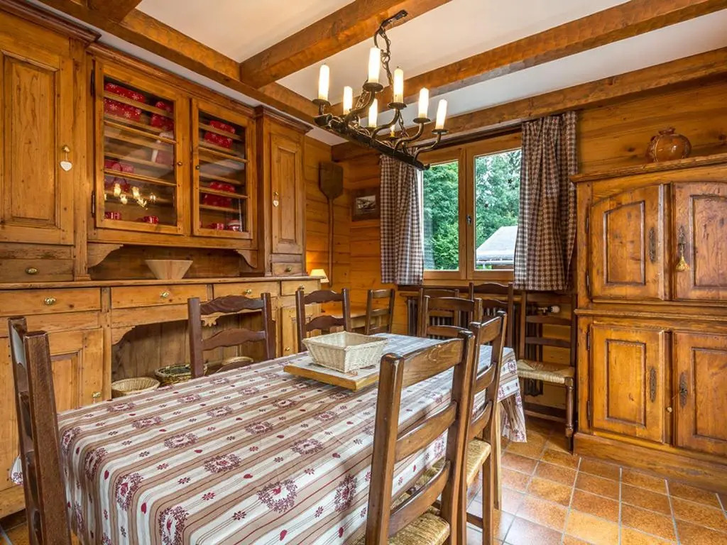 Appartement La Clusaz, 4 pièces, 8 personnes - FR-1-437-18