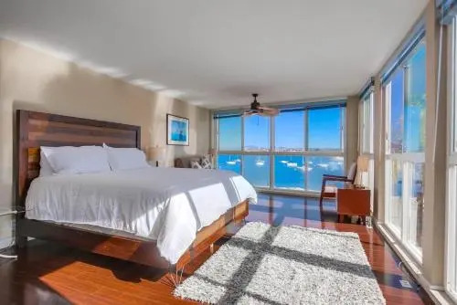 Waterfront Getaway 4 Townhouse