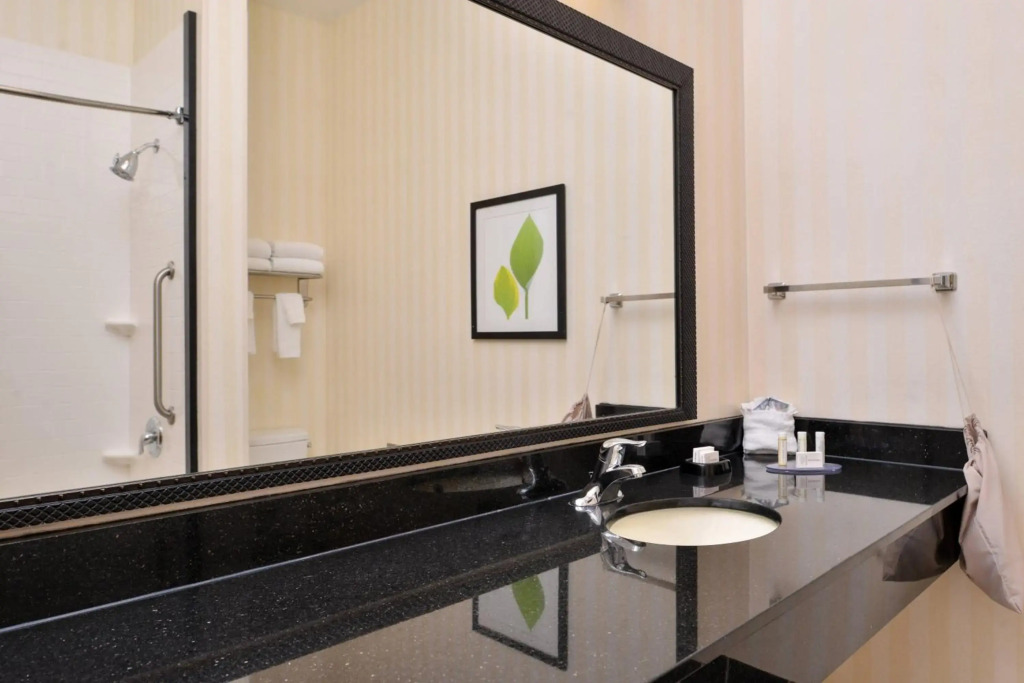 Fairfield Inn and Suites by Marriott Birmingham Pelham/I-65
