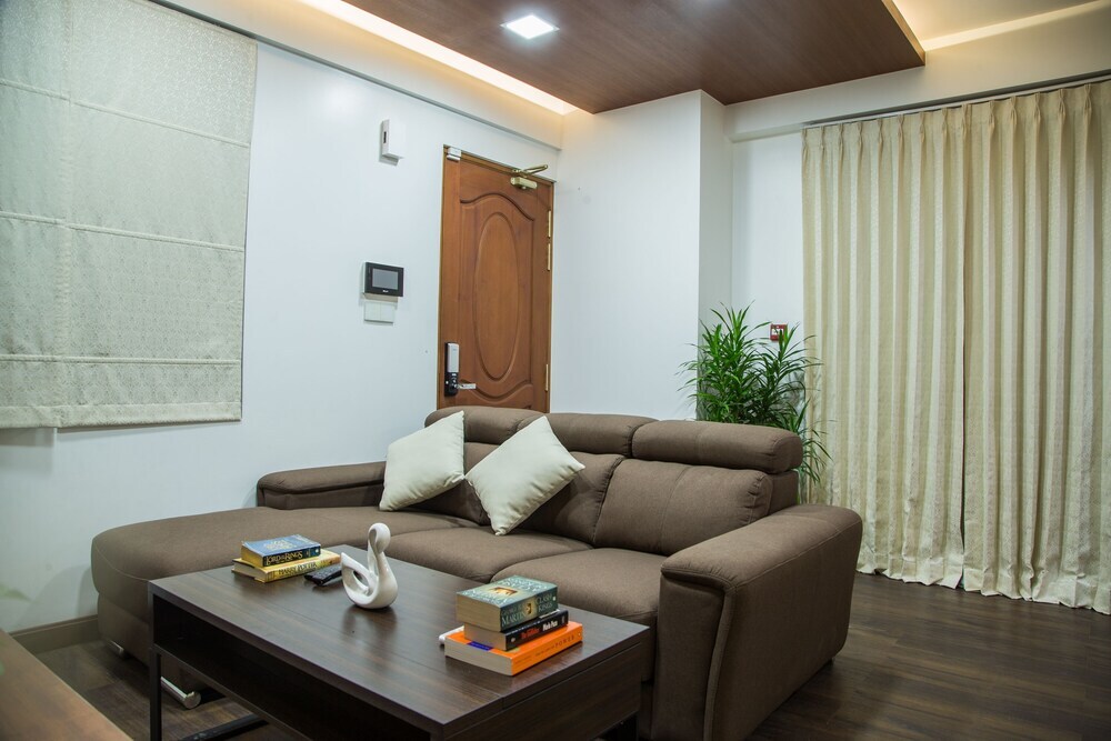 Nalahiya Residence