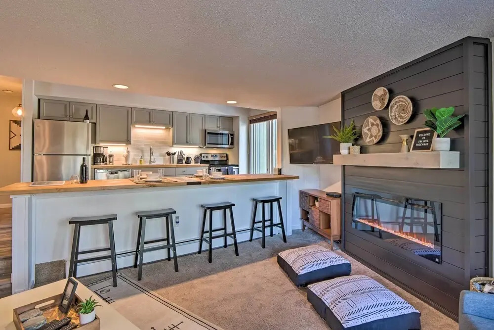 1/4 Mi to Peak 8 Ski Lift: Modern Breck Condo!