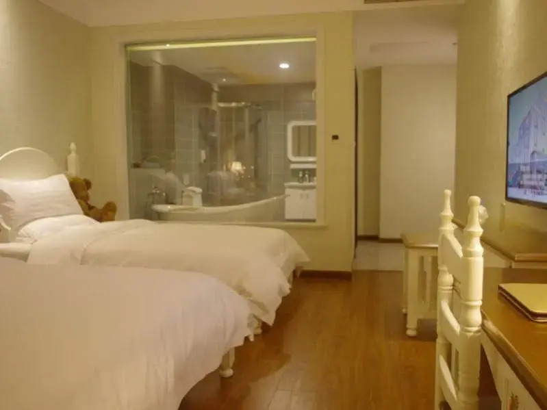 GreenTree Alliance ShangHai WanDa SongJiang University Town Metro Station Hotel