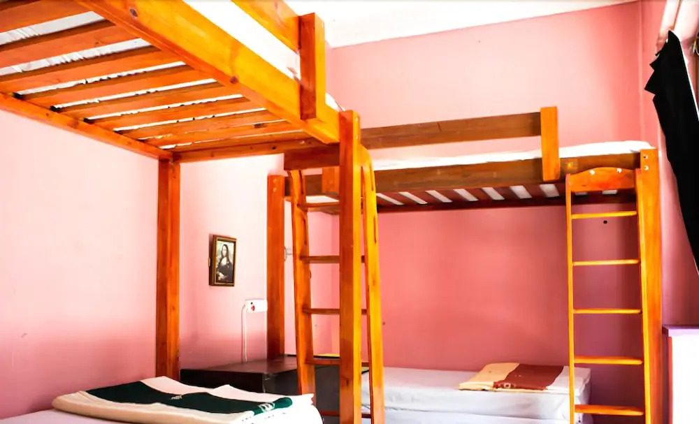 Hostel 21