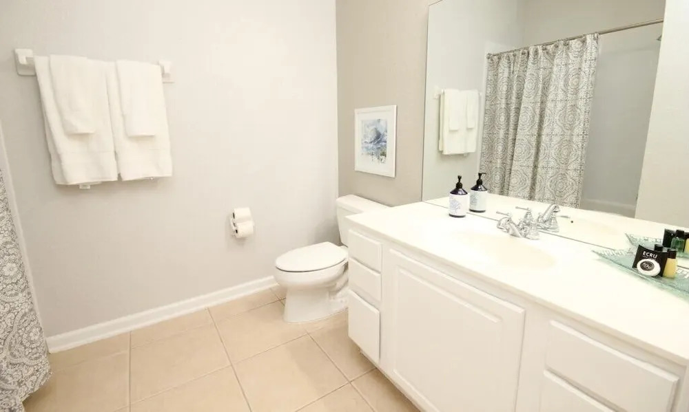 Lakeview Fantasy 3 Bedroom Condo