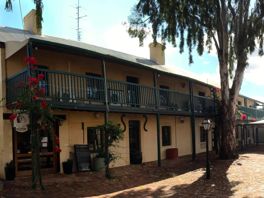 Settlers House York