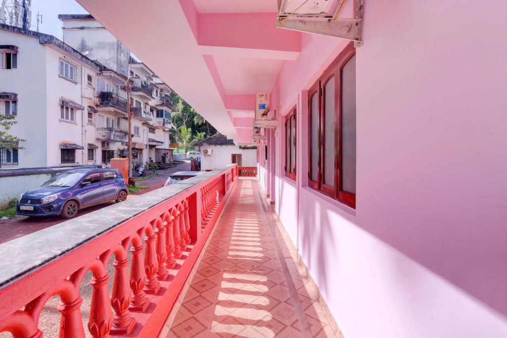 Hotel O Omkar Guest House Near Immaculate Conception Church