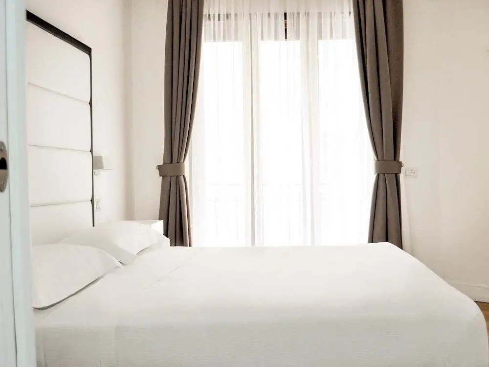 LHP Suite Napoli - Parco Margherita
