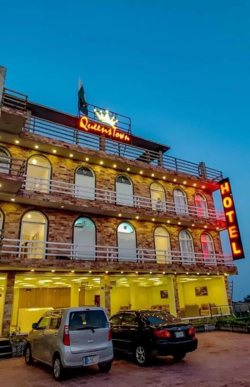 Queenstown Hotel Muree