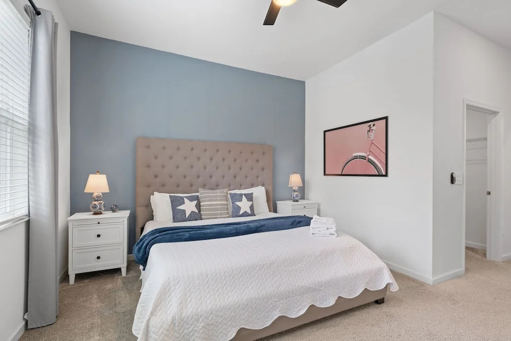 Condo 2bed 2bath Next to Disney w Free Water Park