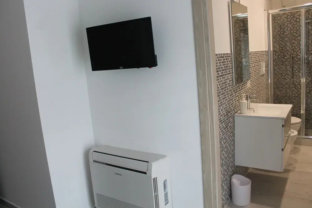 Destefano Central Apartment with Balcony
