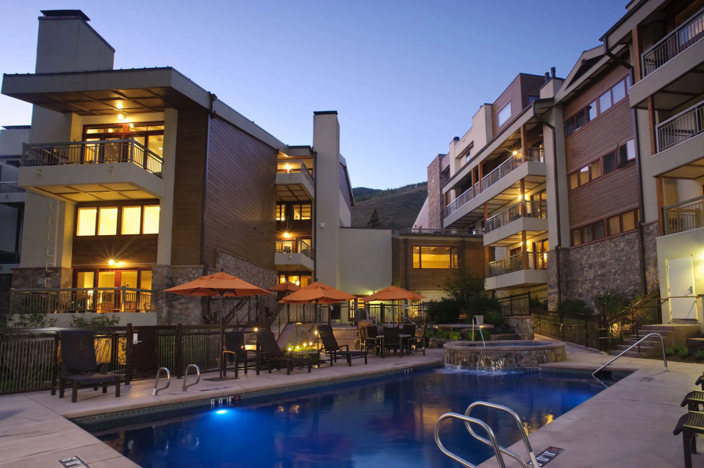 Lodge at Lionshead