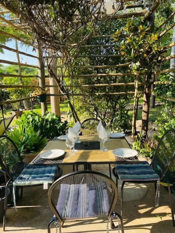 Beulah Court Vineyard Guest House