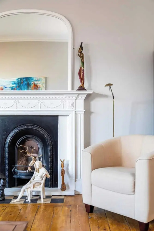 Spacious Central Hove Beach Flat