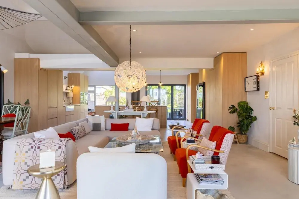 Seaview House - 5 Bedroom - Southgate