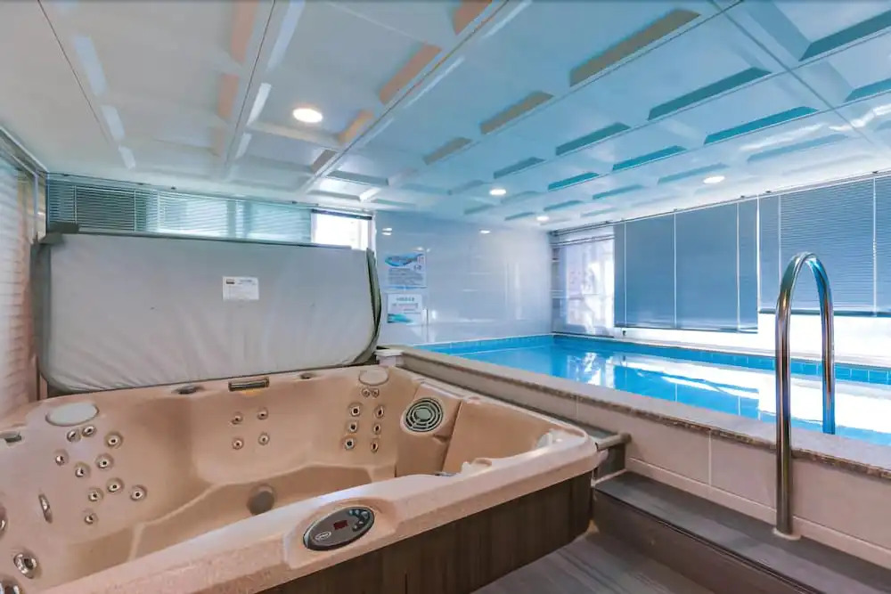 Geoje Mr. Jun Pool Villa