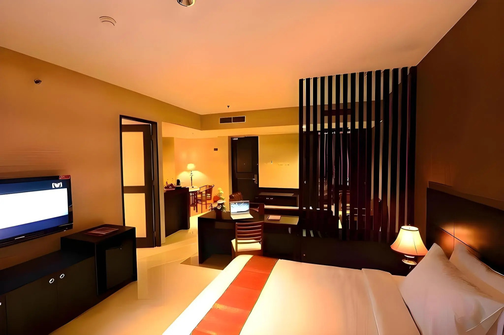 Emilia Hotel by Amazing